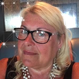 Meet your Posher, Sylvia